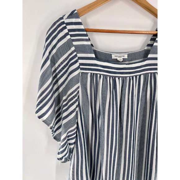 Like New! BeachLunchLounge Blue Striped Flutter Sleeve Naomi Blouse - Medium - Picture 2 of 11